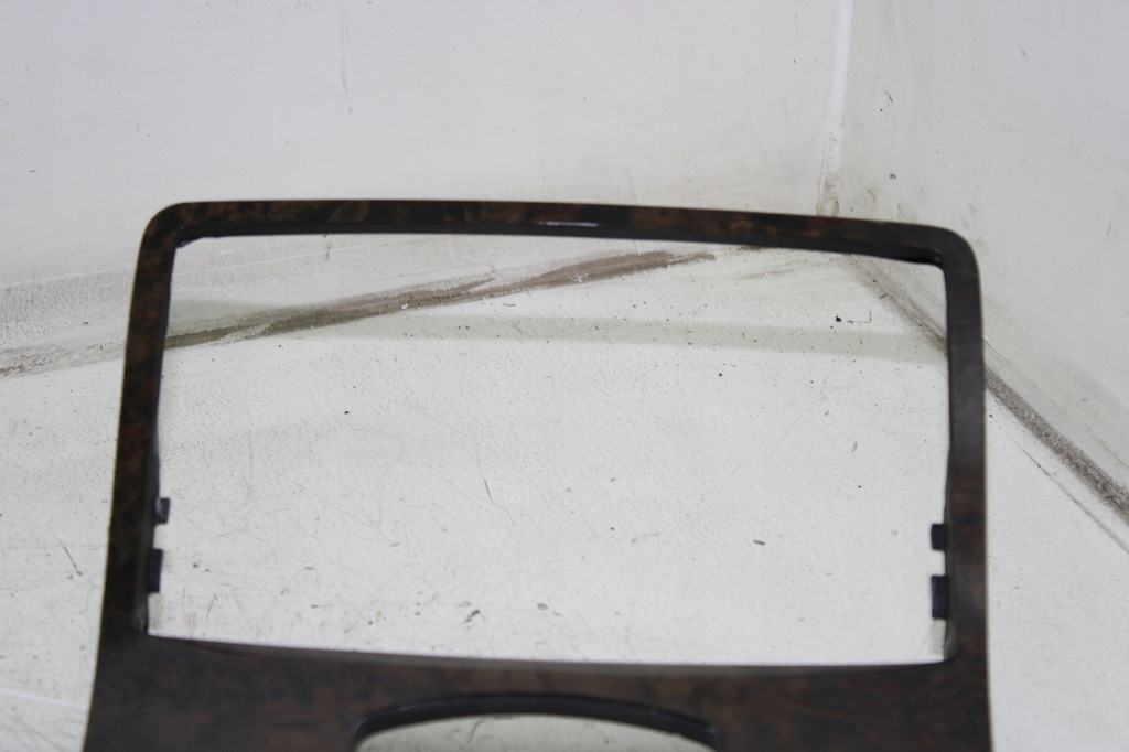 фото №4, Audi a8 d3 молдинг рамка drewno na туннель 4e0863916