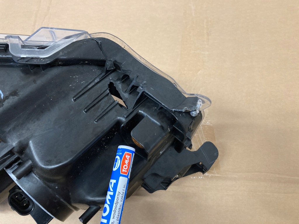 фото №8, Toyota hilux viii лампа правая передняя orygi.