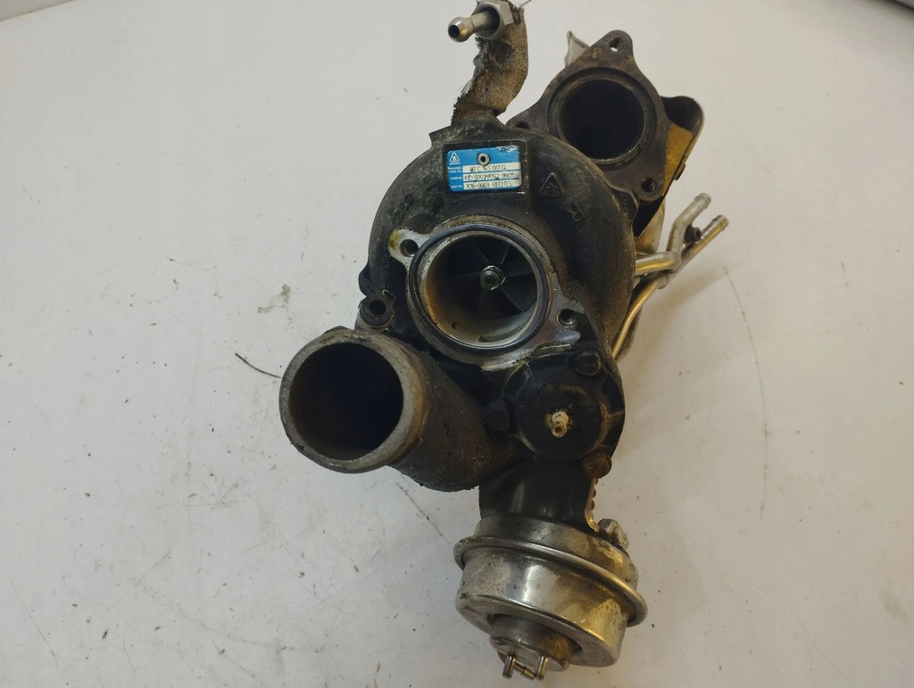 фото №6, Bentley flying spur 2005 правая сторона турбина