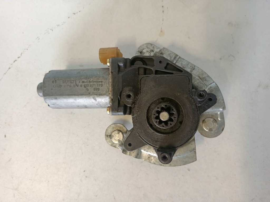 фото №1, Моторчик вікон лівий перед renault 0130821720