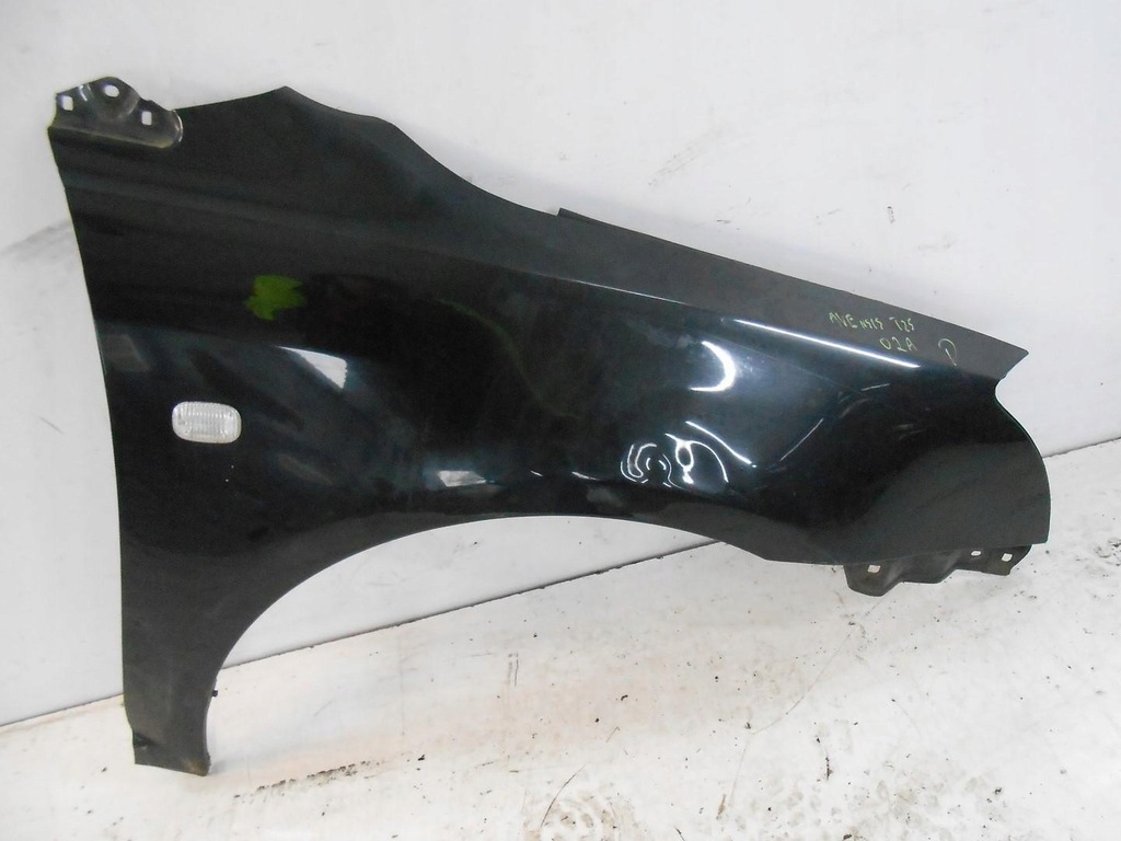 фото №1, Крила правий перед 02a toyota avensis t25 #