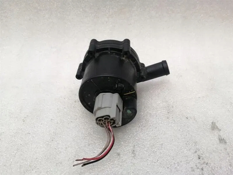 фото №3, Tesla model x 75d дополнительный cooling насос 1054529-00f охлаждающая жидкость