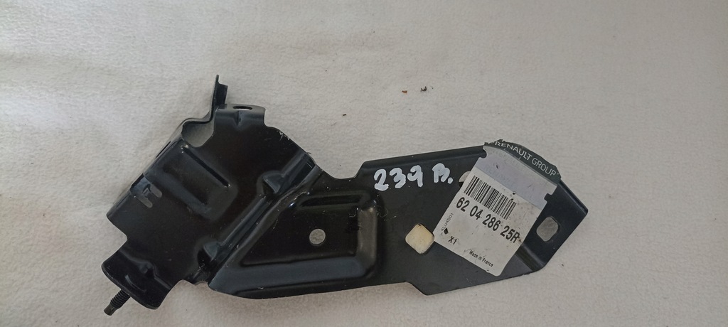 фото №1, Clio iv кронштейн кронштейн крыла левый 620428625r