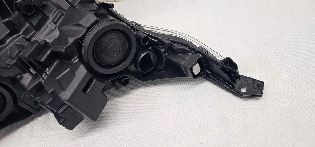 фото №12, Ford transit connect mk2 лампа перед передня ліва europa ft11-13w030db fv