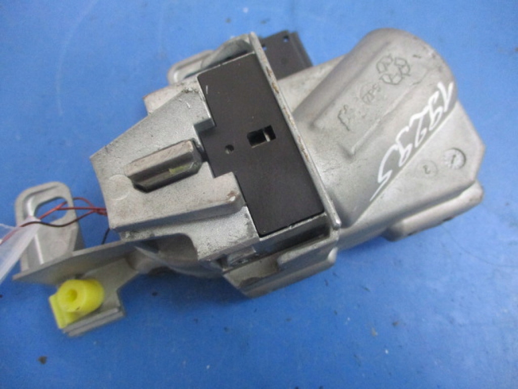 фото №10, Volvo s40 ii замок зажигания 30737157 2 ключи блокировка p30776153