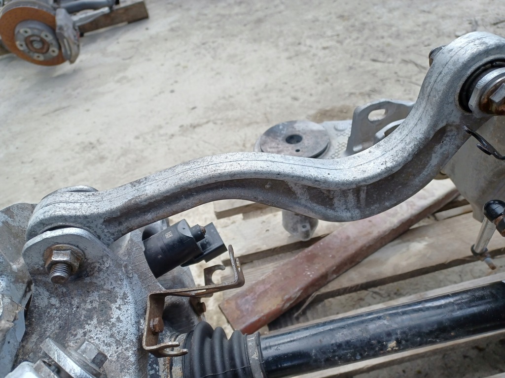 фото №11, Porsche panamera 970 поворотний кулак важелі правий задня