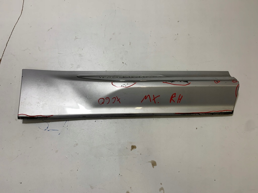 фото №1, Volvo xc60 молдинг дверь задних inscription