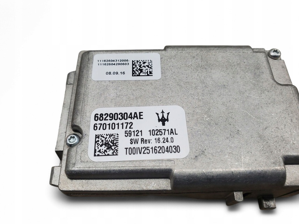 фото №7, Maserati levante 68290304ae с передний камеры