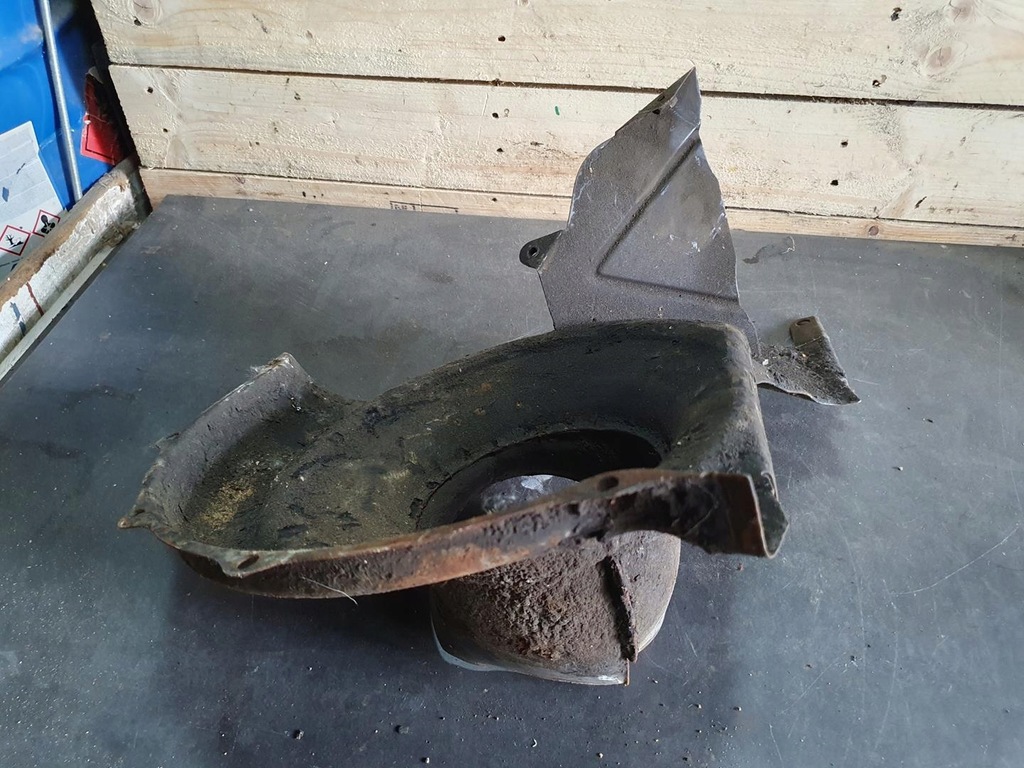 фото №7, Fiat 126 600 старый typ лист корпус двигателя двигатель защита боковая оригинал