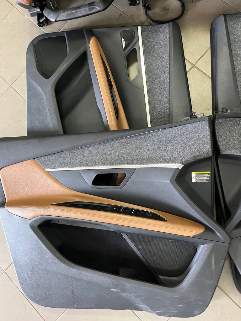 фото №11, Peugeot 5008 ii сиденья заднее сиденье обшивки обивка комплект europa кожа