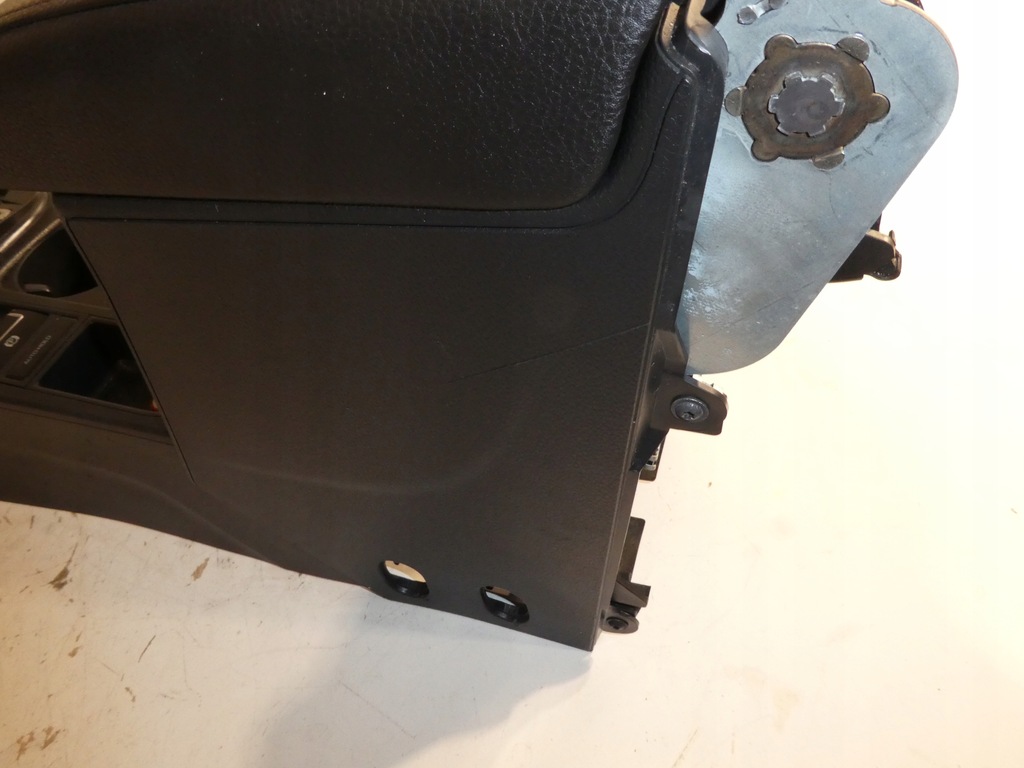 фото №7, Туннель подлокотник vw sharan alhambra 7n0864251