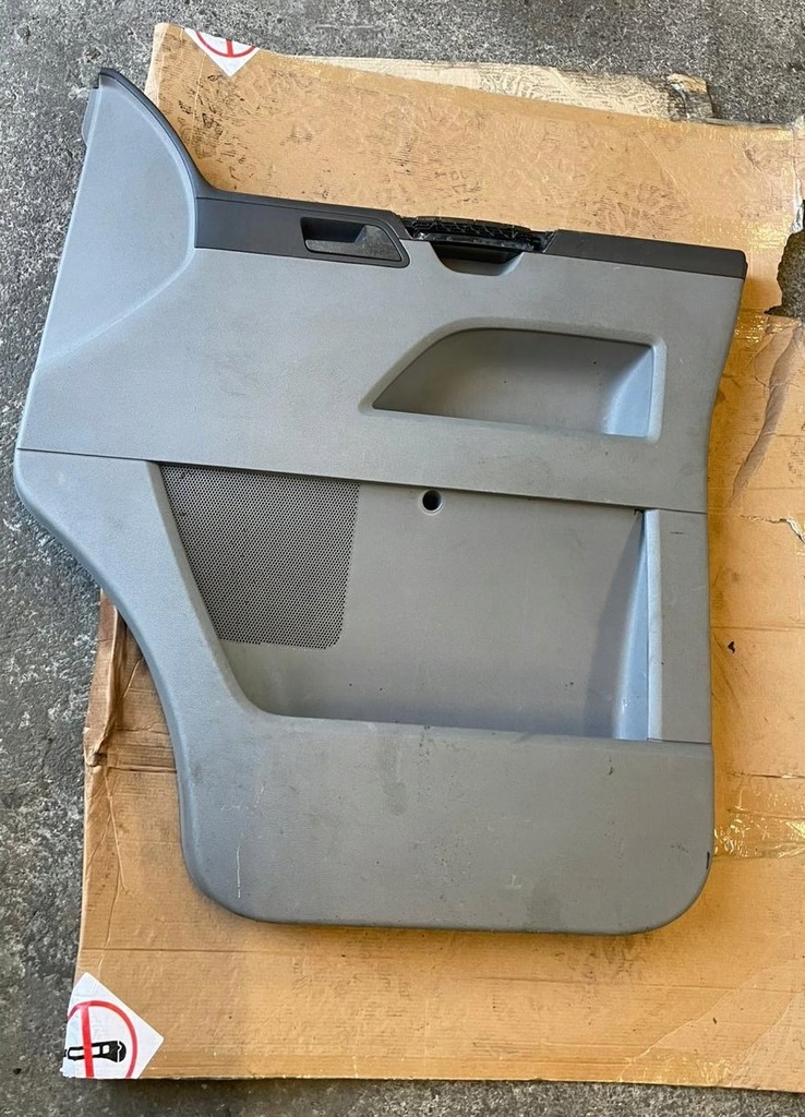 фото №1, Оббивка обшивка двері правий vw transporter t5