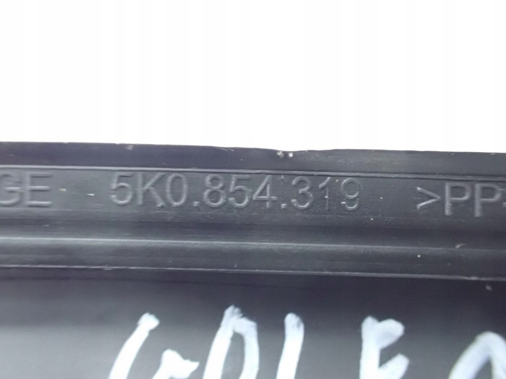 фото №7, Молдинг стекло лобовое передней левая 5k0854319 vw golf vi 12r