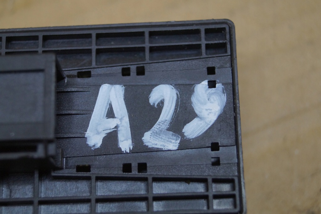 фото №9, Перемикач вікон audi a5 8t cabrio 8f0959851a