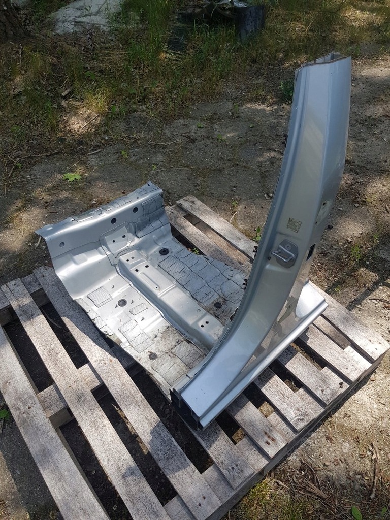 фото №6, Mercedes w213 блок двигателя средний левый четверть