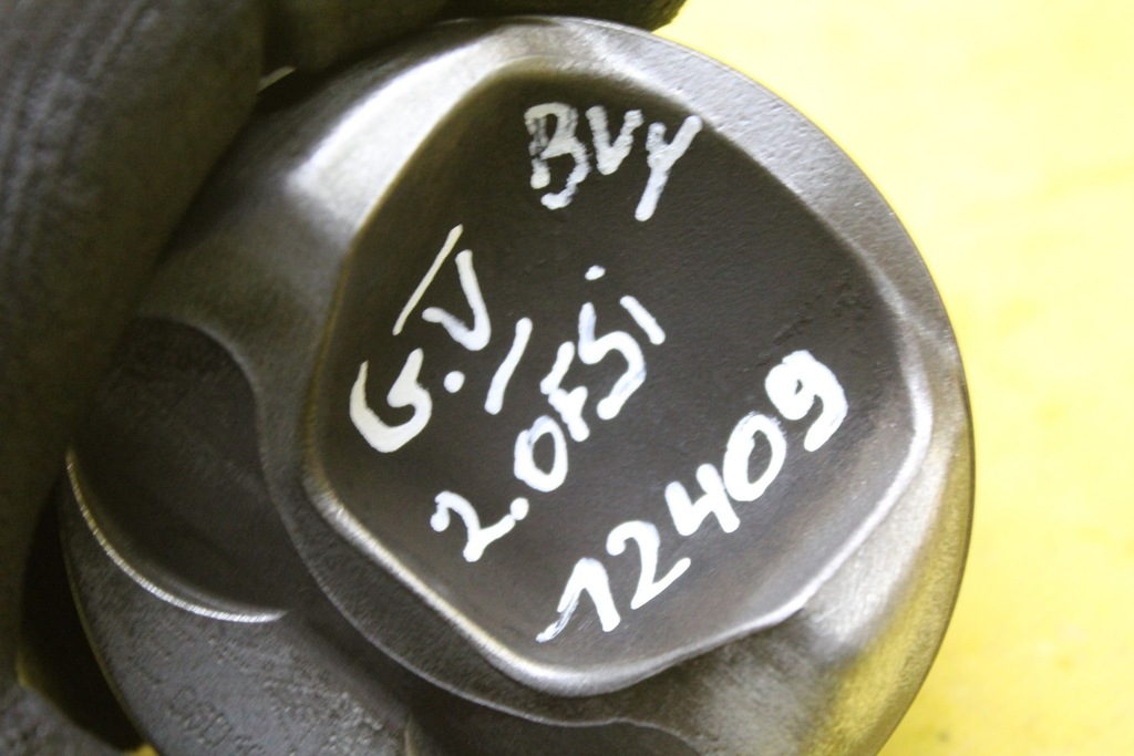 фото №9, Поршень поршні a3 golf v 2.0 fsi bvy 06d107099