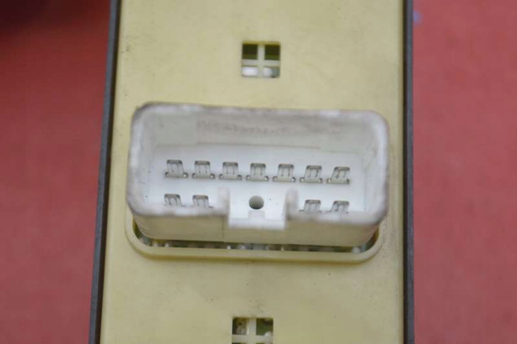 фото №7, Панель управление окон eu 93570-26100 hyundai santa fe 1 i 00-04