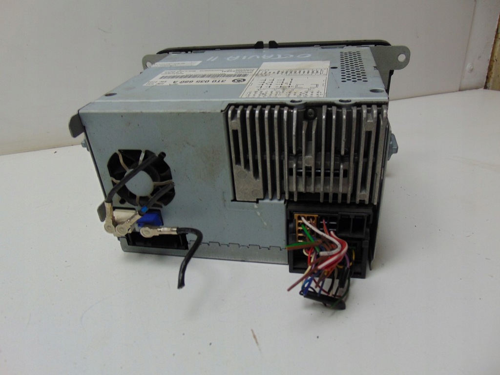 фото №12, Радио заводской skoda octavia ii lift 3t0035680a