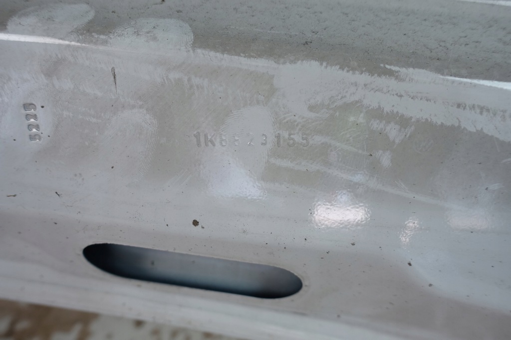 фото №10, Vw scirocco 2008- крышка капот двигателя 1k8823155