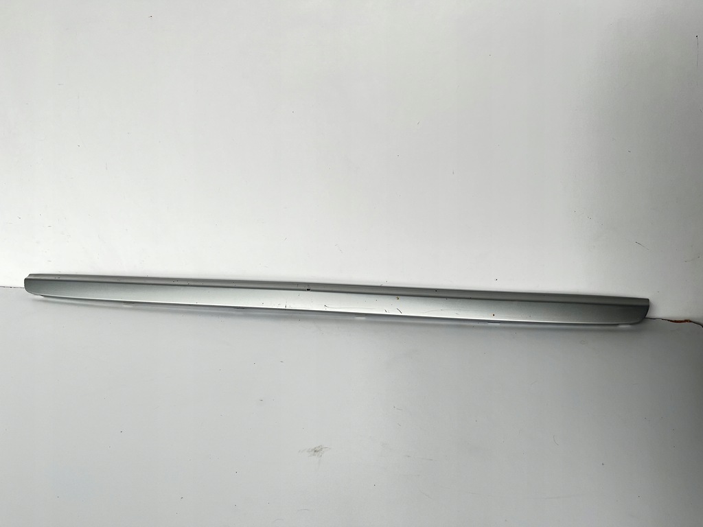 фото №1, Молдинг кришки задня kombi mercedes e klasa w210