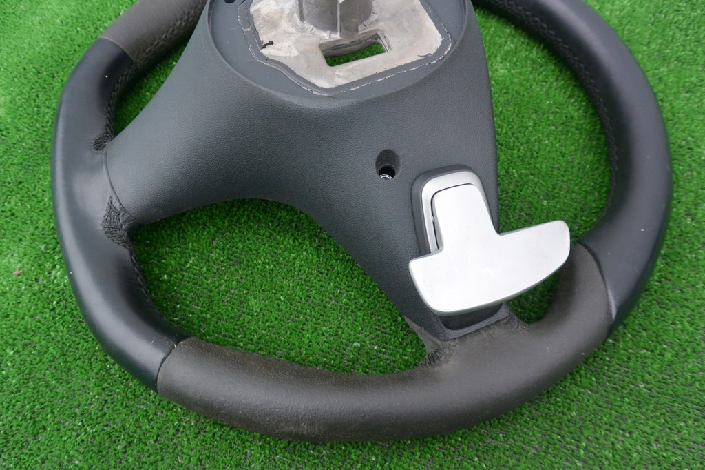 фото №9, Воздуховод alcantara лепестки переключения mercedes 6.3 amg w212