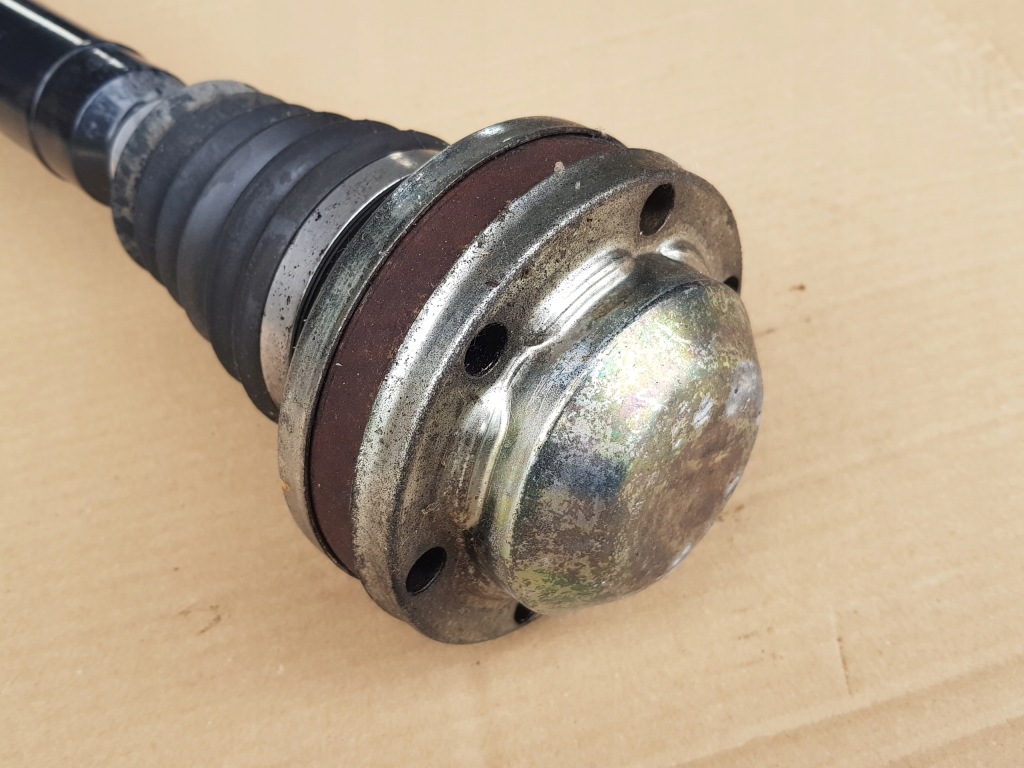 Приводной вал правый перед vw caddy 3 touran 1 1.9 tdi 105km bls механическая коробка передач / исправна в Украине
