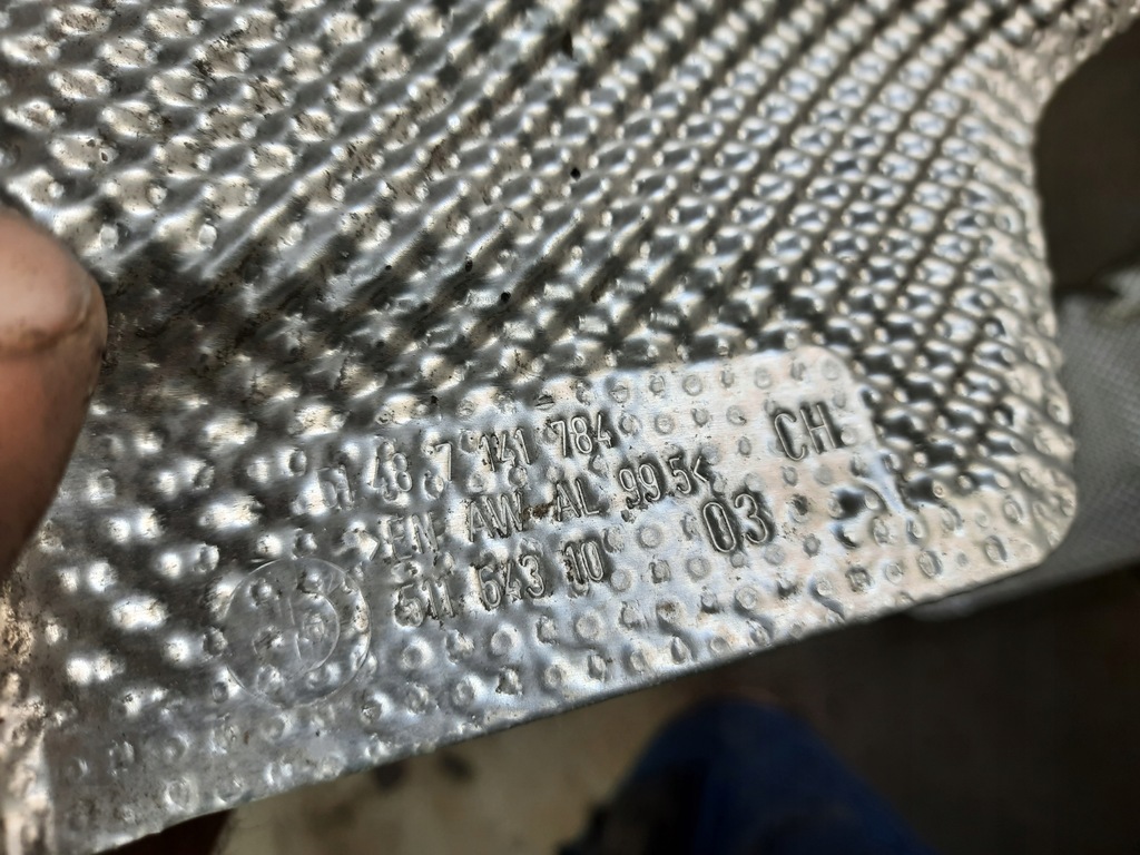 фото №8, Bmw x1 e84 2.0 20i защита тепловая kpl.