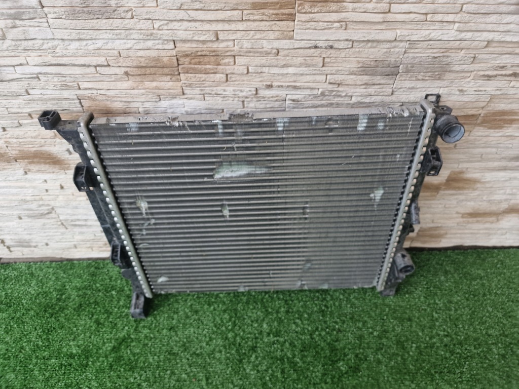 Купить Радиатор воды renault 8200455801