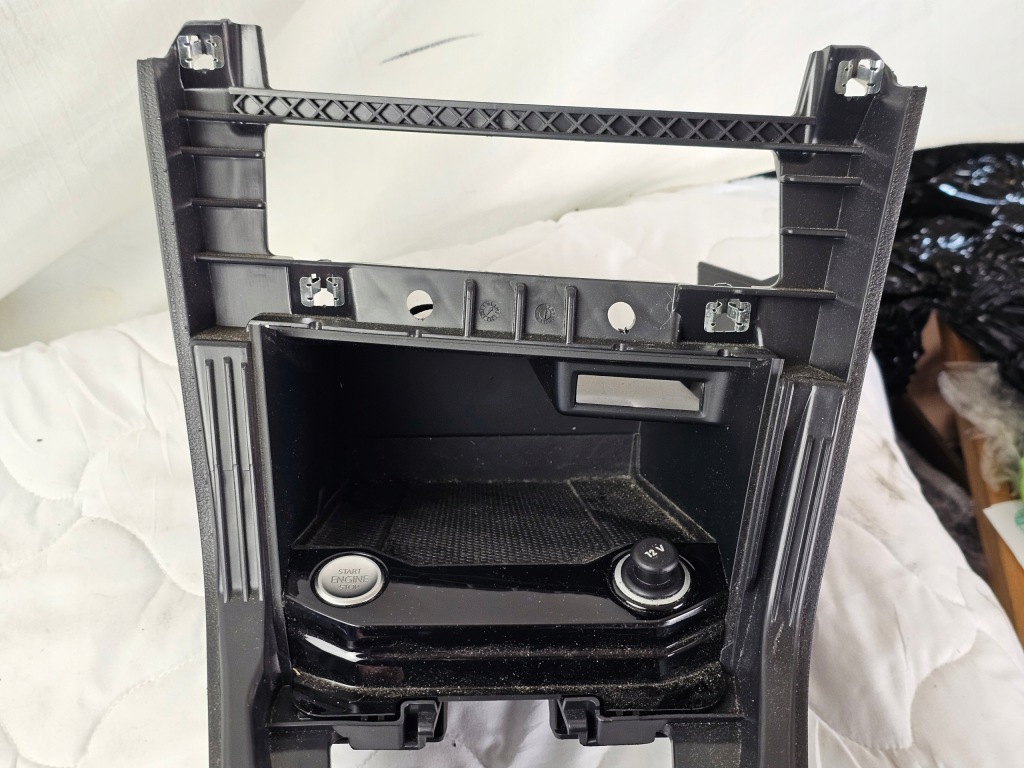 фото №4, Защита туннель среднего бардачок консоли переключатель запуск стоп vw t-roc