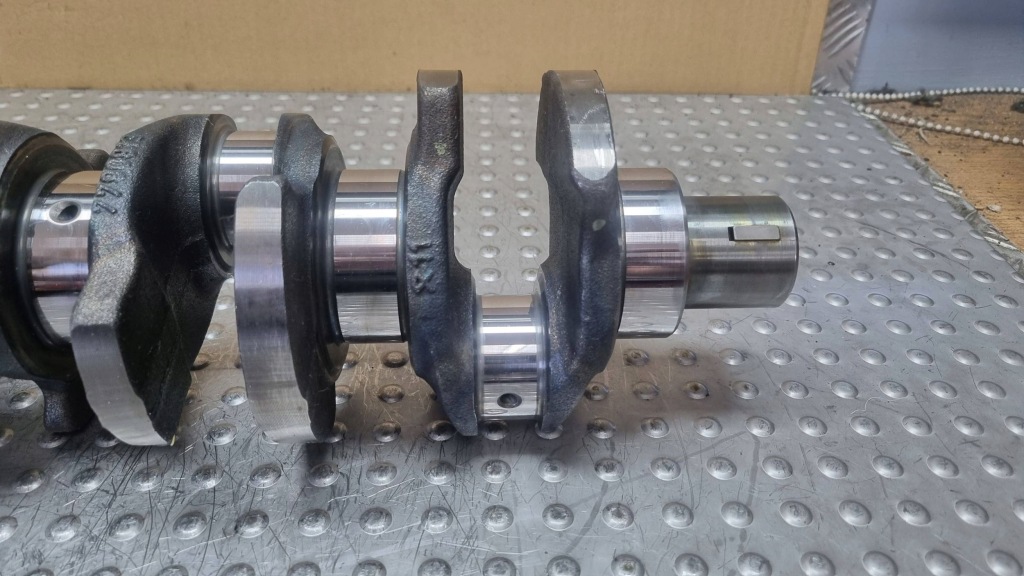 Wał колінчастий номінал 7790913 bmw e60 e61 2.5d 177km m57n 256d2 Ціна