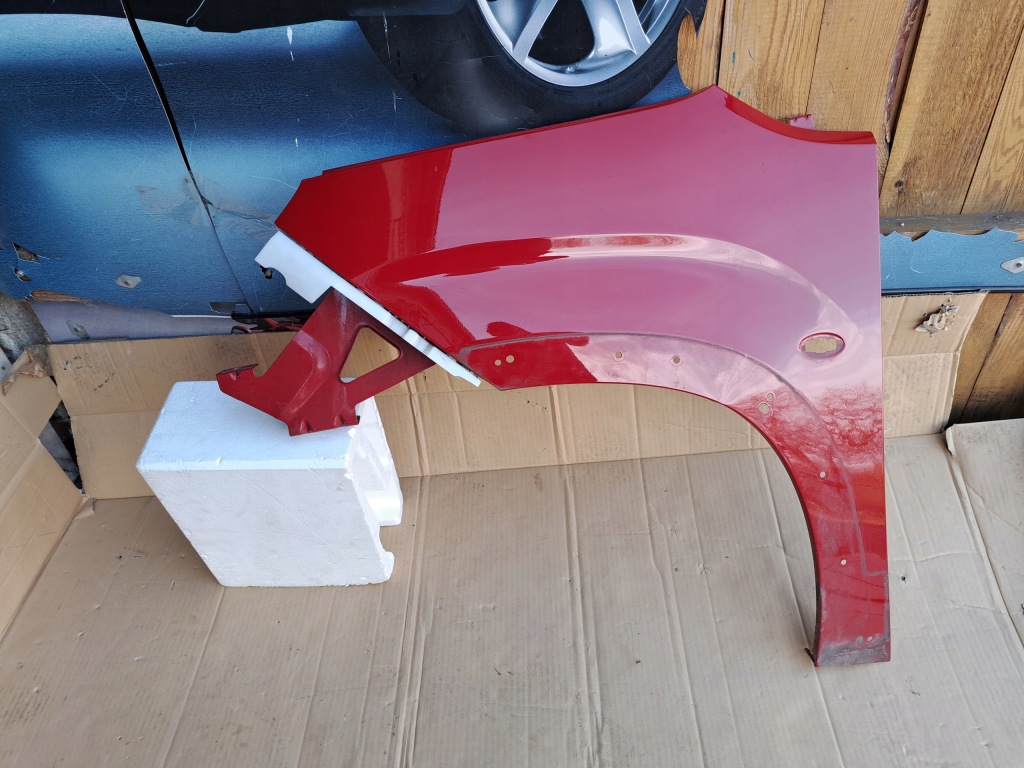 Купити Peugeot rifter крило перед ліве