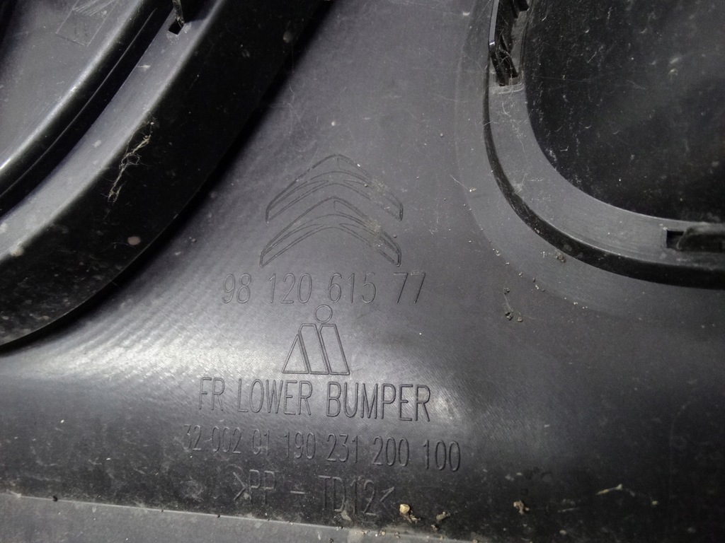фото №16, Citroen c3 iii 16-20 бампер передній 9812061577 оригінальний