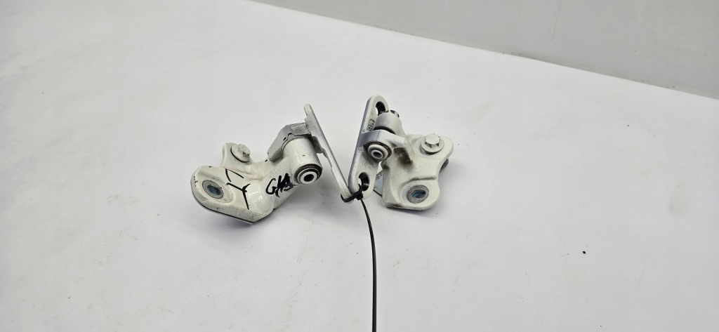 фото №1, Mercedes gla x156 петли дверь левый задняя комплект