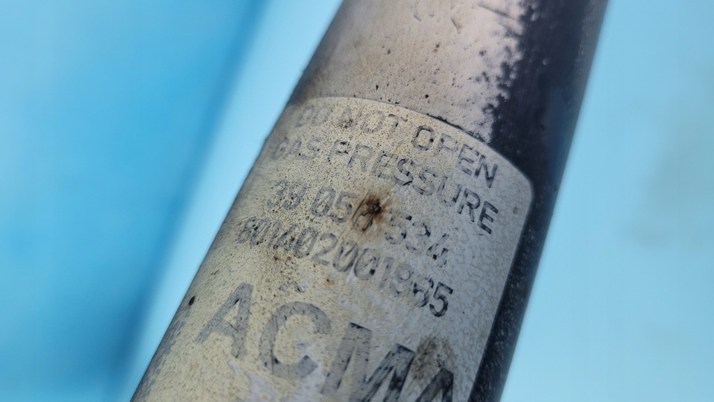 фото №11, Opel astra k 1.6 cdti амортизатор задняя 39056534