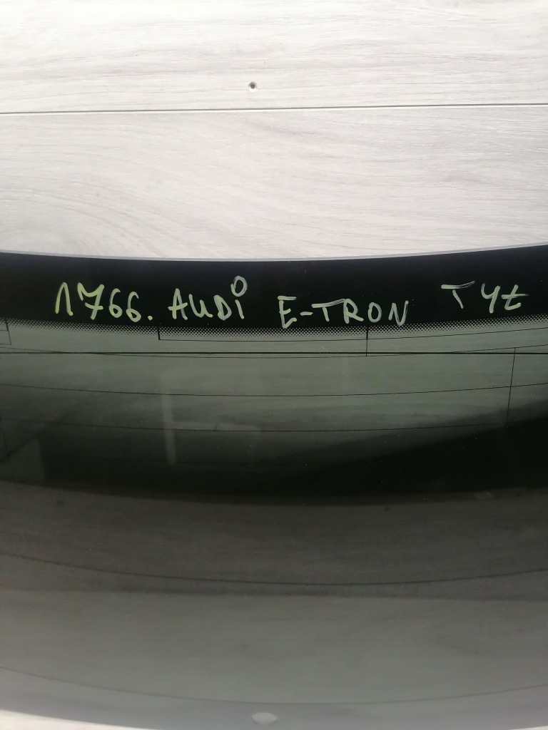 Audi e-tron скло задня - 4ke845501a Недорого