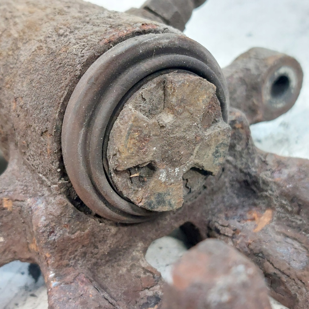 фото №9, Smart forfour суппорт тормозной левый задняя чугунный