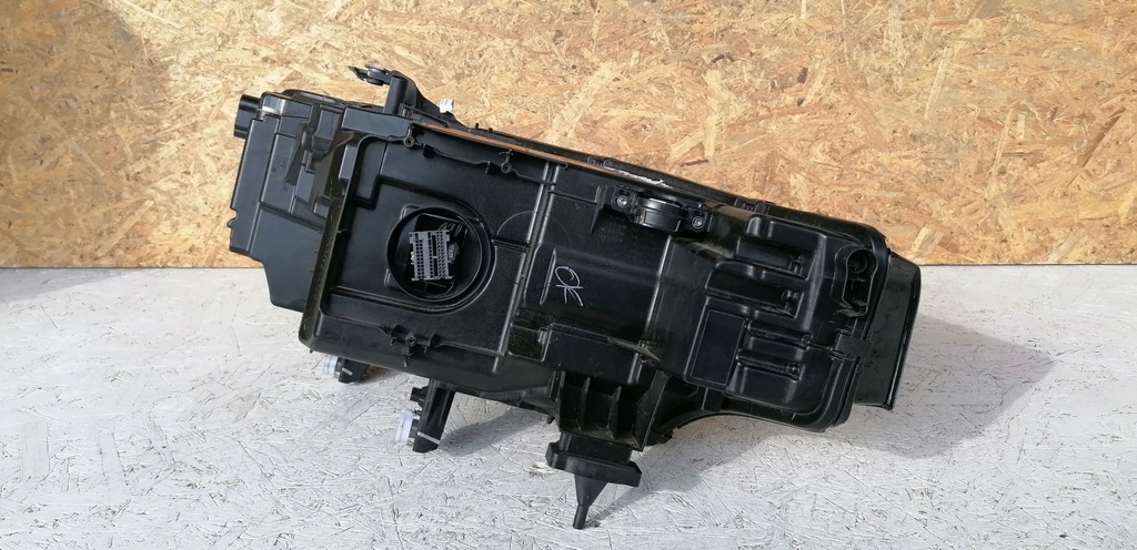 фото №11, Bmw x7 g07 2020 лампы передние