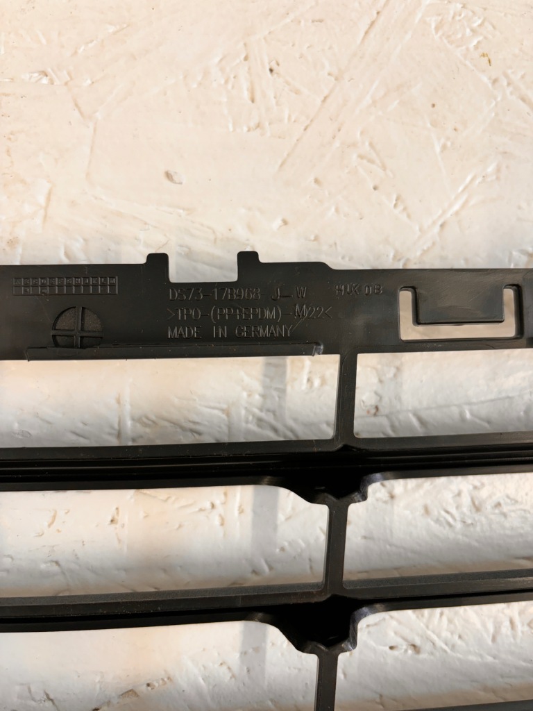 Ford mondeo mk5 решётка бампера перед ds73-17b968 Доставка