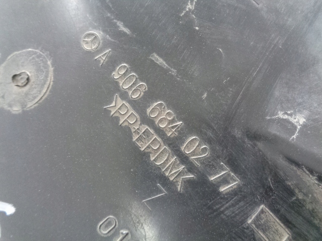 Подкрылок левый перед mercedes sprinter 906 2014 rok Оригинал