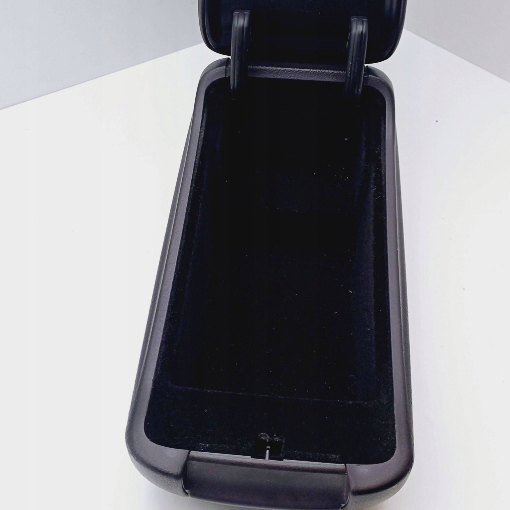 Подлокотник кожаный кронштейн на кружка mercedes benz w168 a1686830214 nr19 Доставка