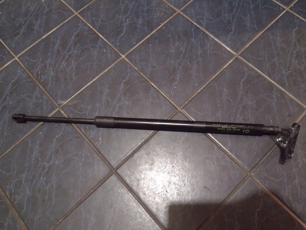 фото №5, Амортизаторы крышки задний toyota rav4 2019