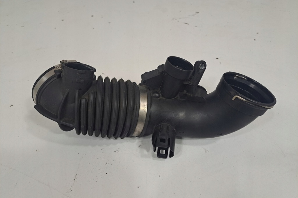 фото №7, Труба воздуха bmw 7 g11, g12 8571705 3.0l дизель 195kw 2016