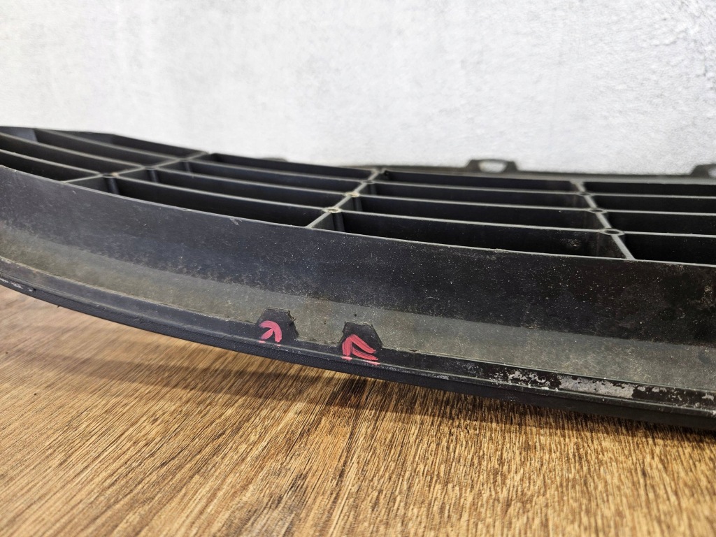 Ford focus mk2 рестайлінг  08- решітка бампера передній 8m5117b968a Київ