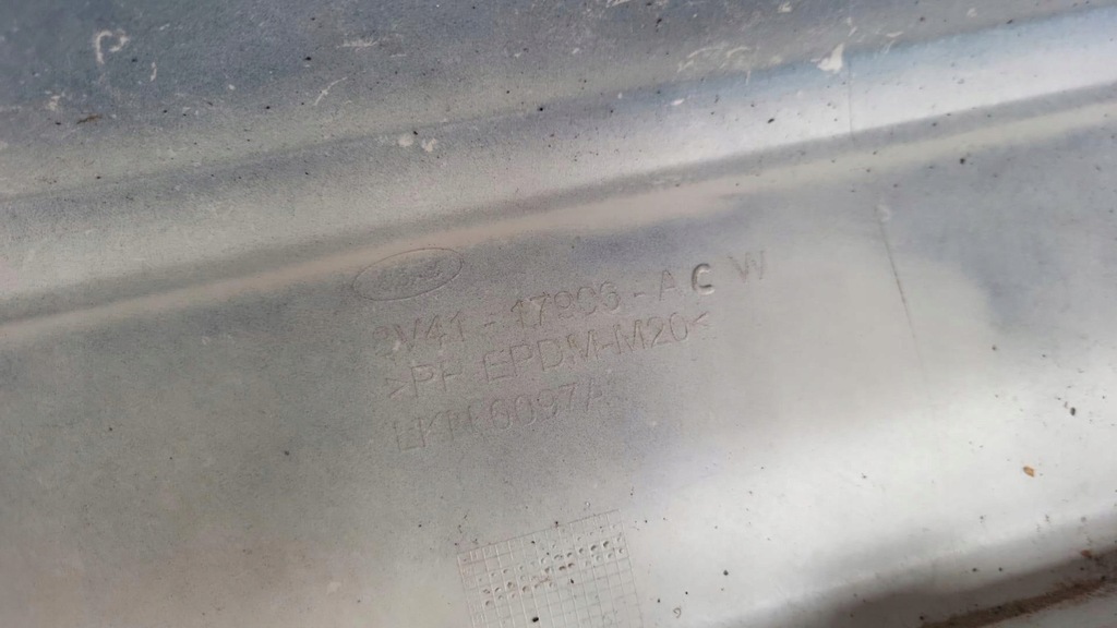 фото №11, Ford kuga i 1 mk1 08-13 бампер задняя задний 8v41-17906-a