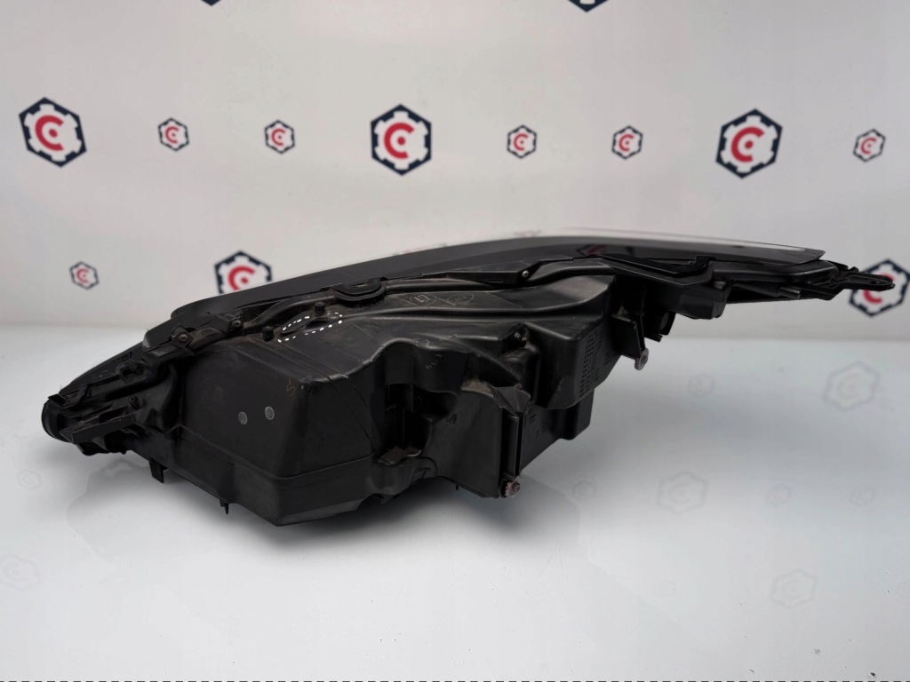 Фара правый  перед lexus rx iv full led Оригинал