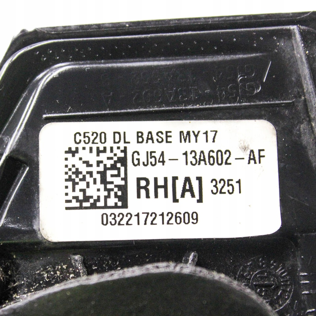 фото №6, Ford escape iii 2017 правая сторона лампы задний крышки багажника