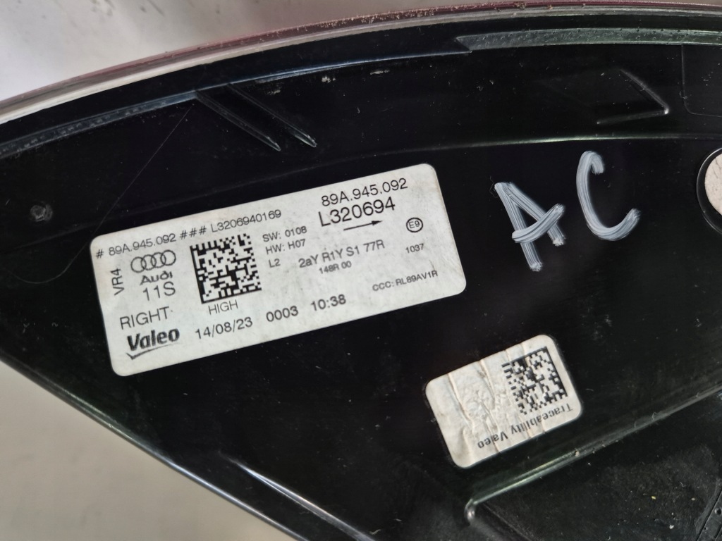 фото №9, Лампа правый задняя задняя правая 89a945092 оригинал audi q4 e-tron