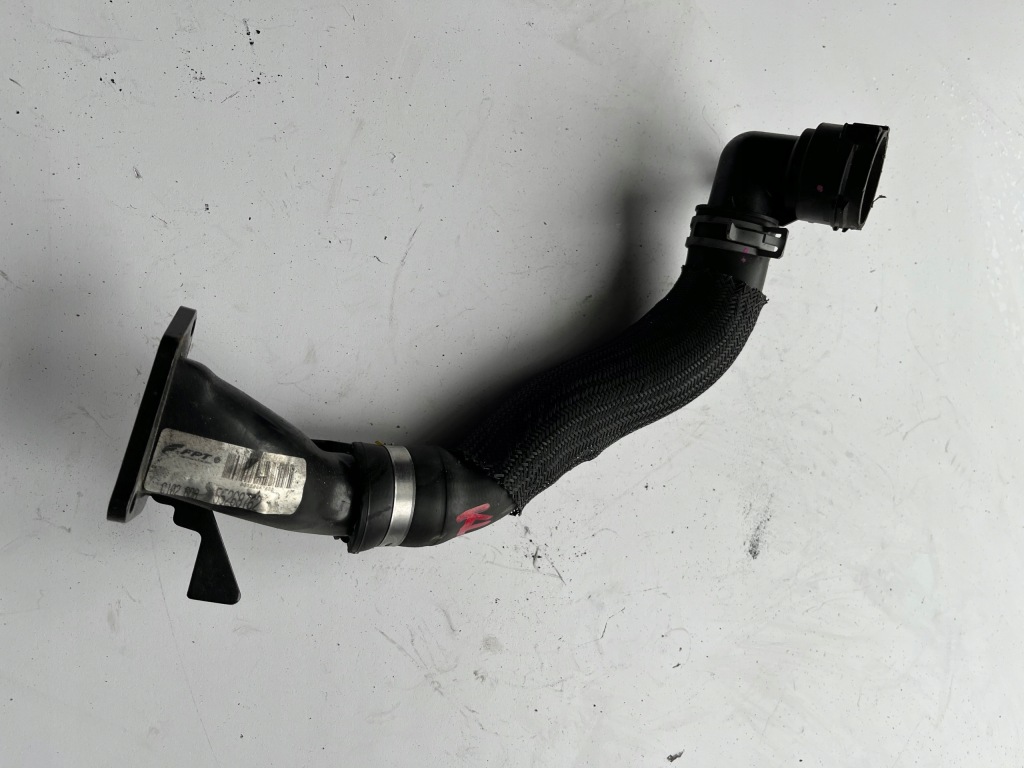 фото №1, Jeep cherokee kl wąż шланг wody 2.2 17r