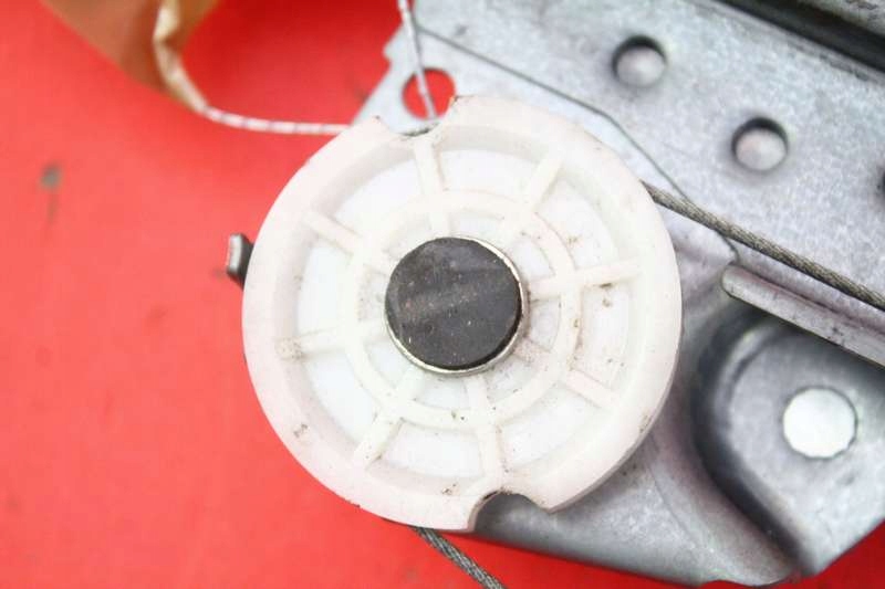 фото №9, Підйомник скло лівий перед eu 118671lh citroen c1 5d 06r