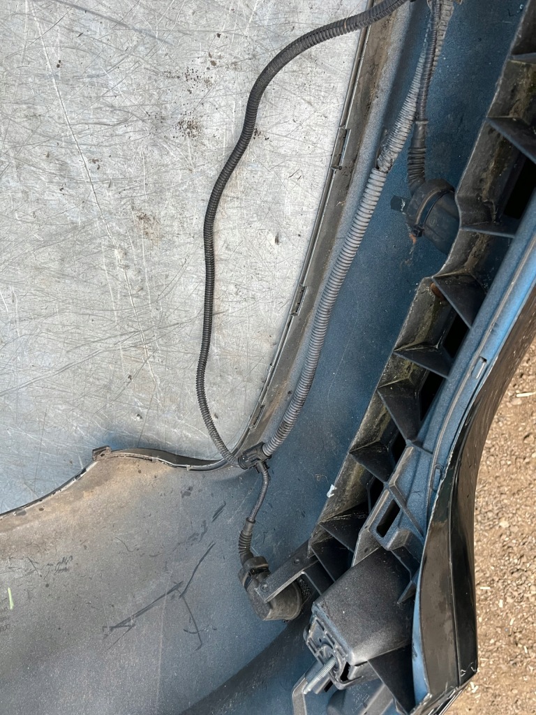 фото №13, Audi a6 c6 sedan бампер задняя задний pdc